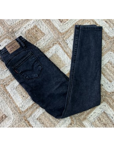 Pantalon Levis pitillo